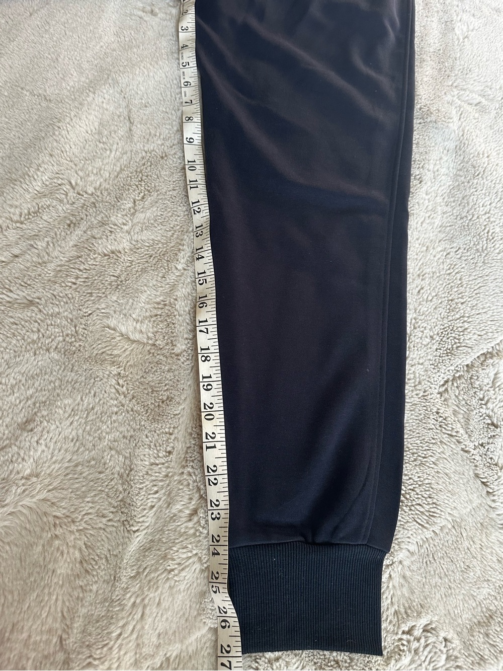 ALO women Navy-Black Jogger Sweatpants - Picture 4 of 4